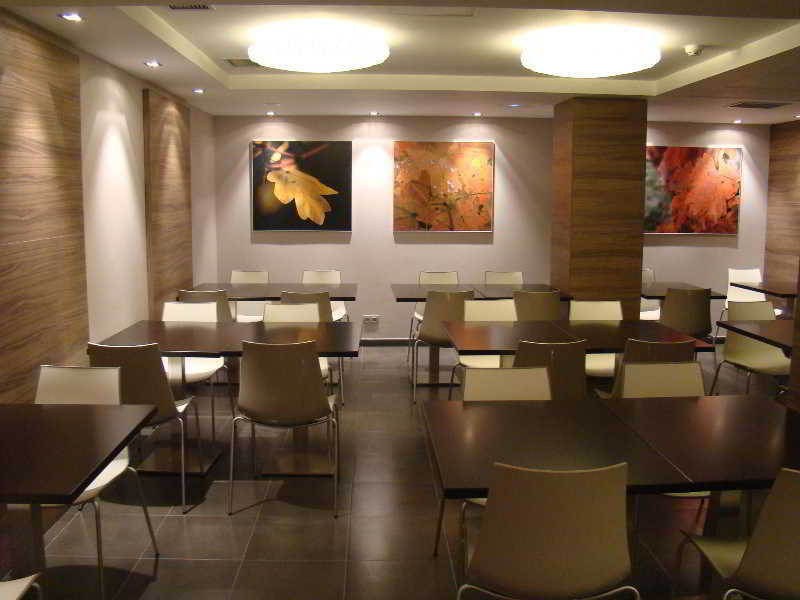 Hotel Aroi Ponferrada Restaurant photo