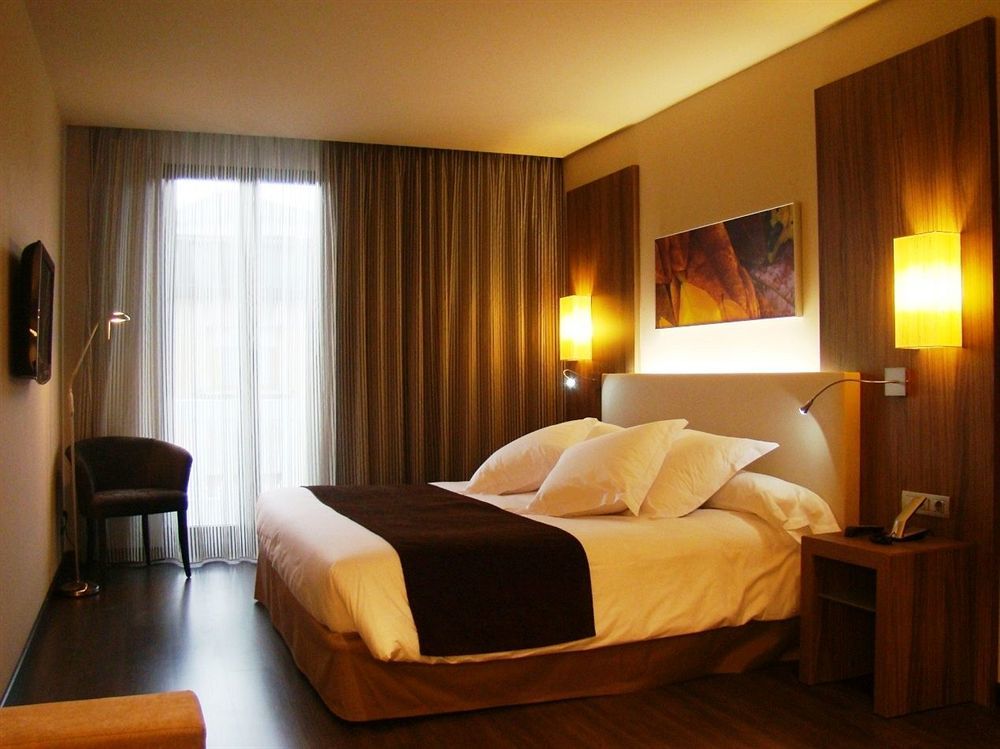 Hotel Aroi Ponferrada Room photo